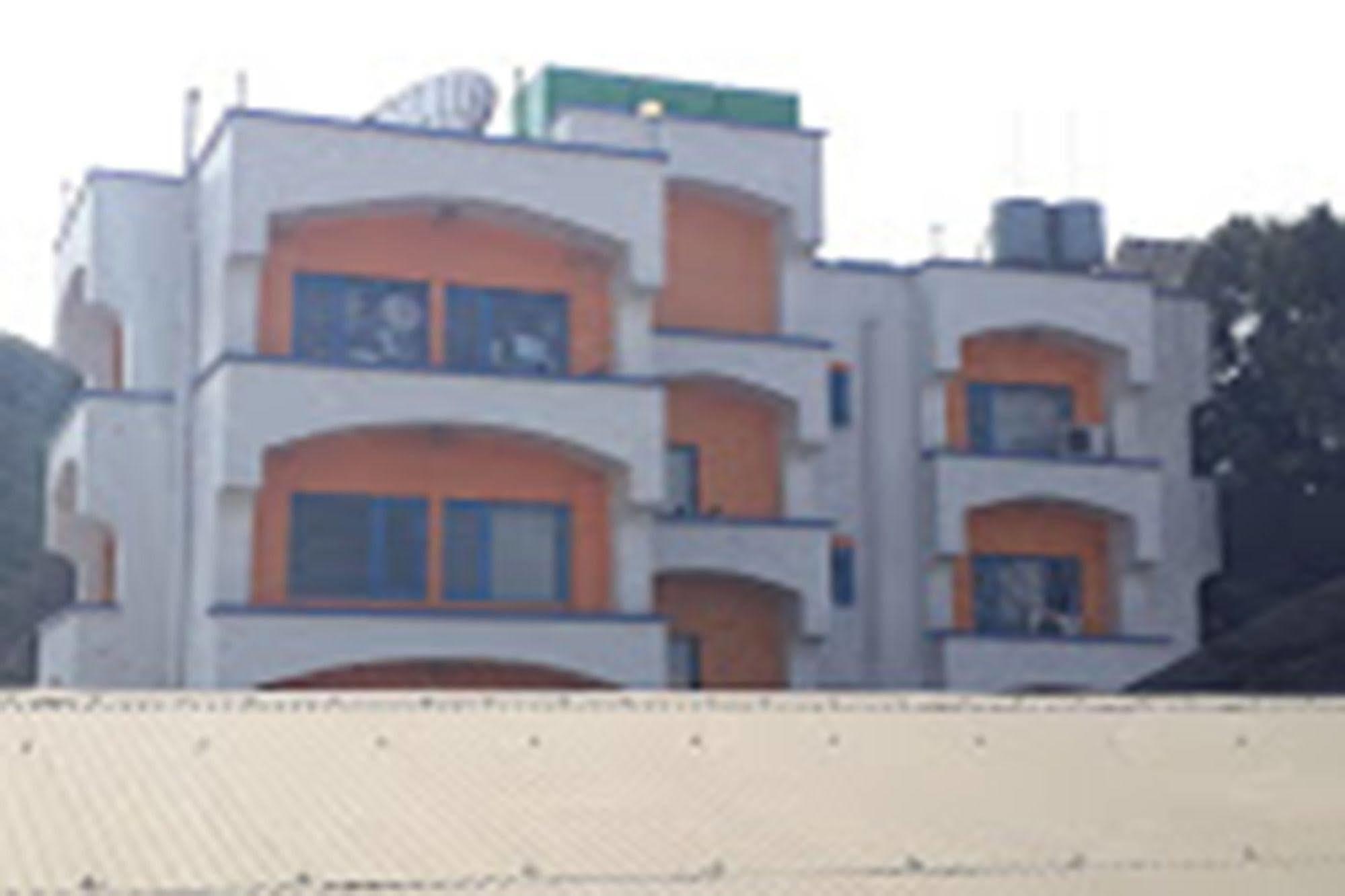 Hotel Clarion Jawalakhel Lalitpur Екстер'єр фото