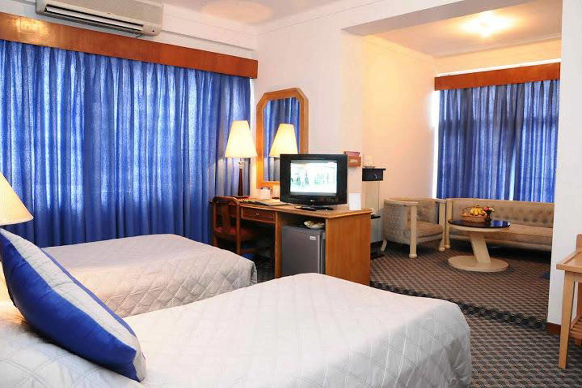 Hotel Clarion Jawalakhel Lalitpur Екстер'єр фото